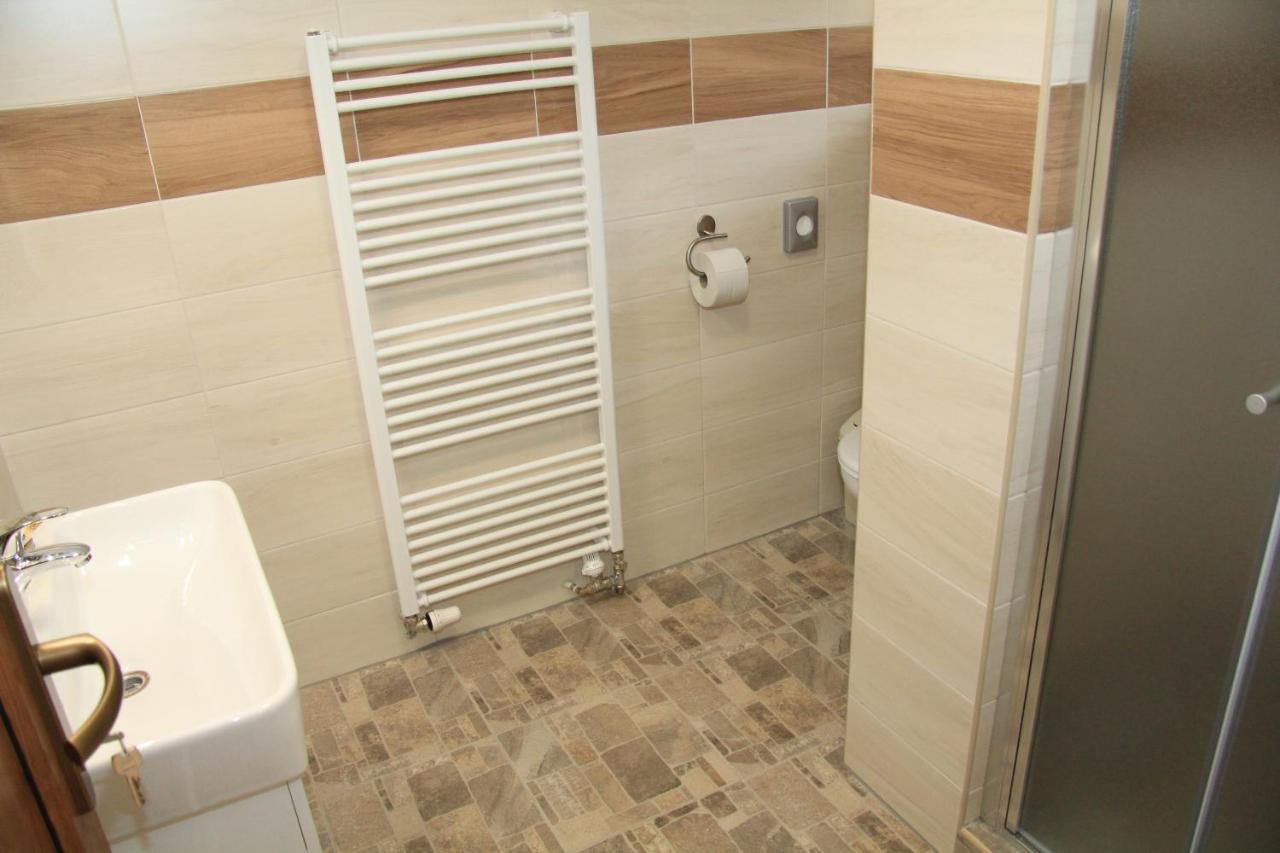 Apartmany Hujer 2 Bojnice Exterior foto